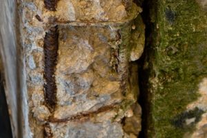 destruction of concrete structures with corrosion of metal